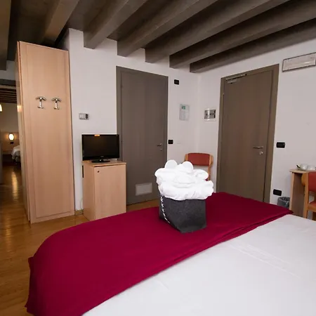 Hotel Cepina Albergo Incantato-3
