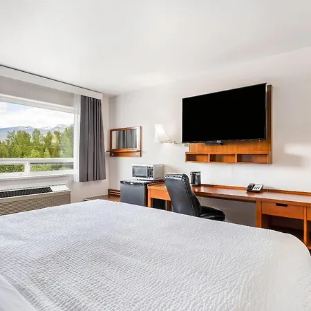 Days Inn By Wyndham Valemount-3
