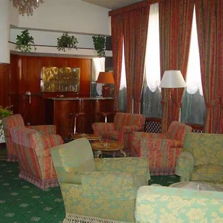 Hotel Commodore-3