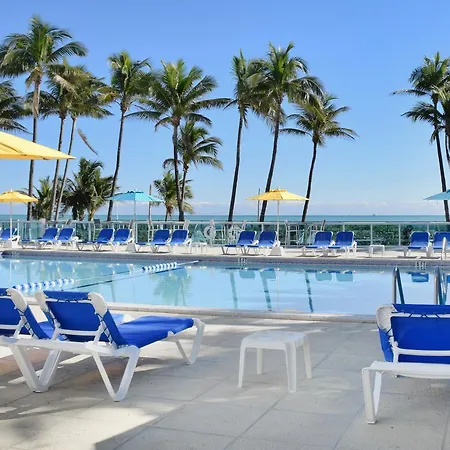 Oceanfront Contemporary Suites-3