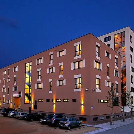 Melrose Apartments-3