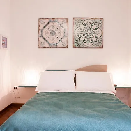 Isa Guest Rooms-3