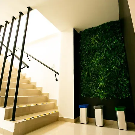 Orange Wild By Laurel Hotels - Aeropuerto-3
