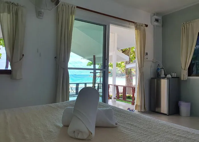 Blue Bay Bungalow
