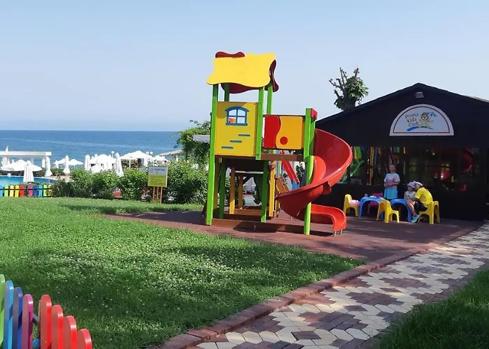 Sineva Beach Hotel