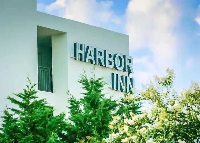 Harbor Inn