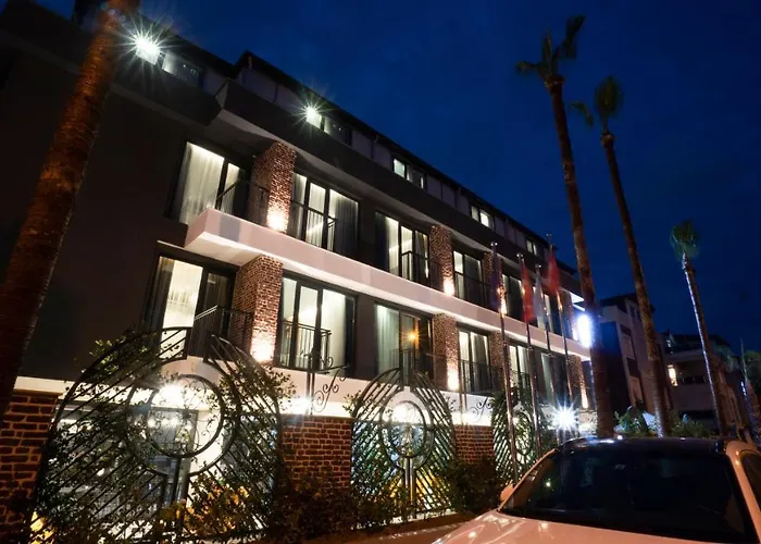 Estera Hotel Silent