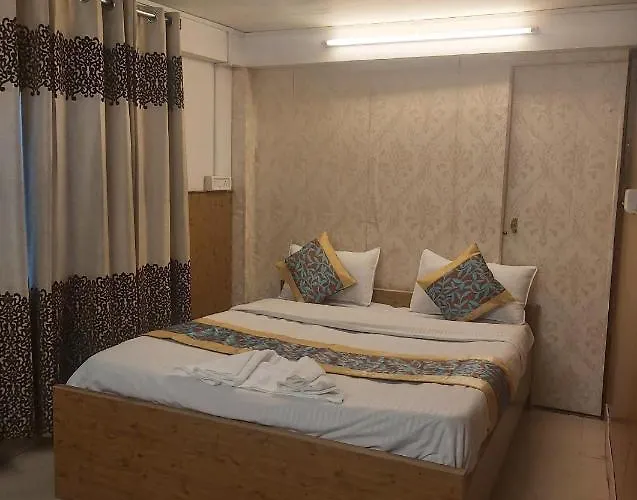 Newest Dlx Hotel