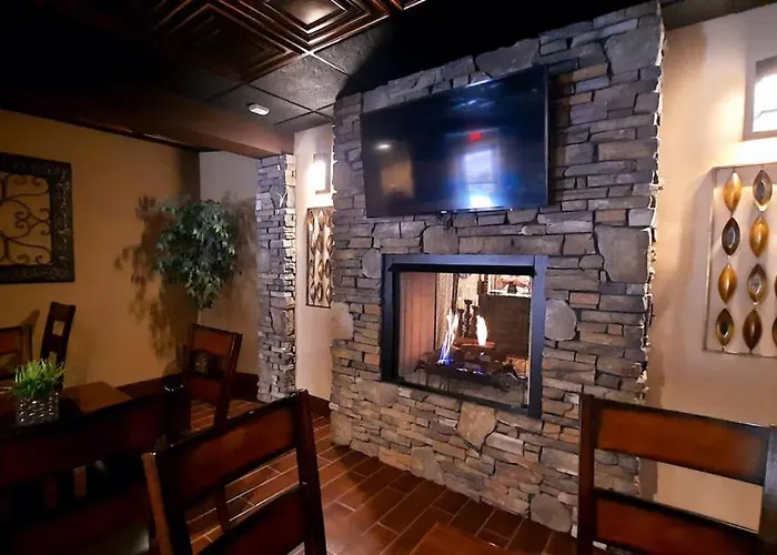 Stonebrook Lodge Bryson City