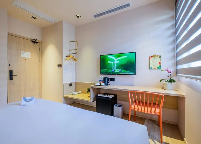 PACE HOTEL Suzhou Guanqian Branch