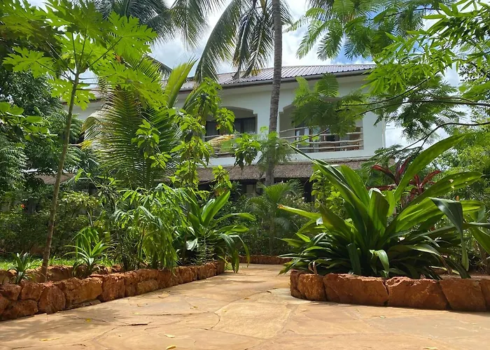 Siri Beach Lodge