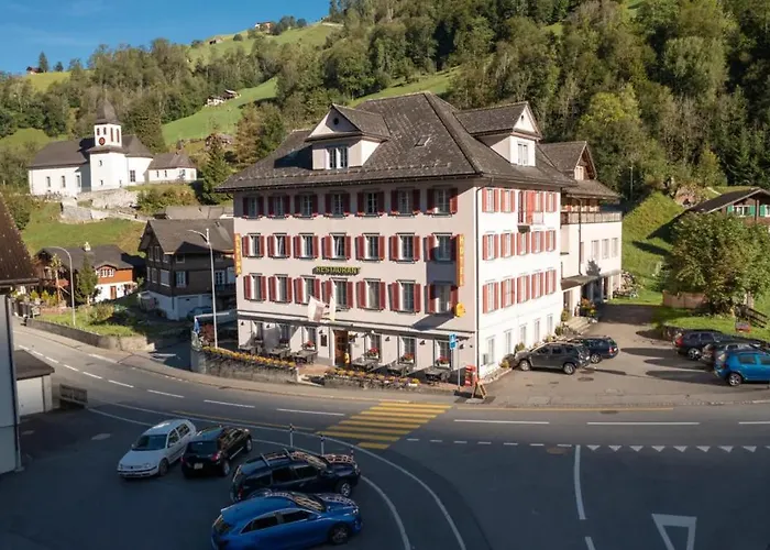 Hotel Alpina