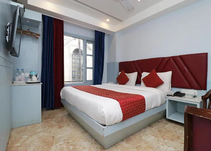 Hotel De Cruise - New Delhi Railway Station