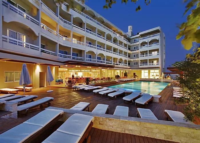 Athineon Hotel