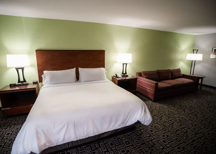 Holiday Inn Express Hickory - Hickory Mart By Ihg