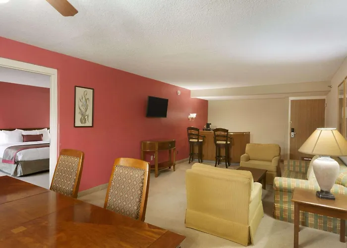 Ramada By Wyndham Raleigh