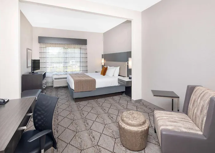 Wingate By Wyndham Greenville Airport