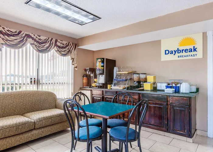 Days Inn By Wyndham Jacksonville