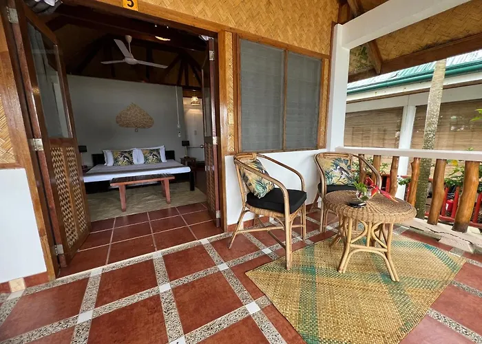 Golden Monkey Beach Hotel