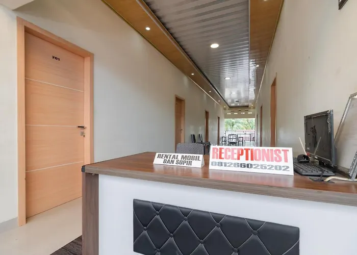 Reddoorz Syariah Near Minangkabau International Aiport