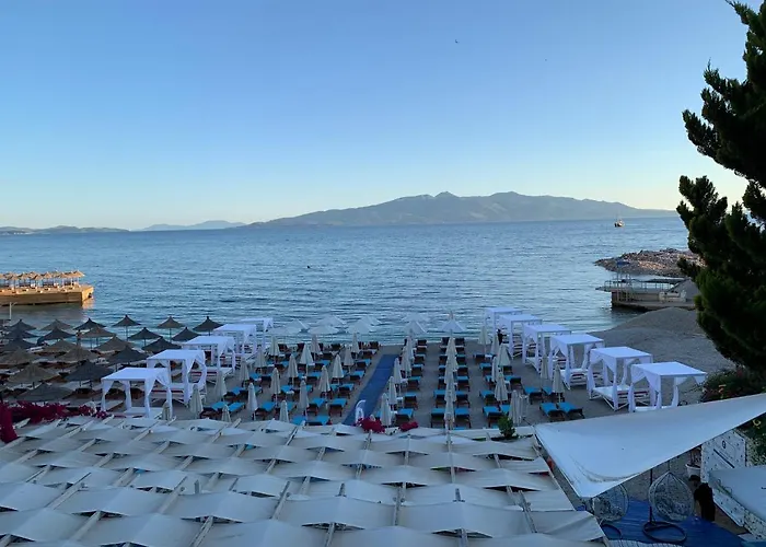 Cocktail & Dreams - Beach Hotel Sarandë