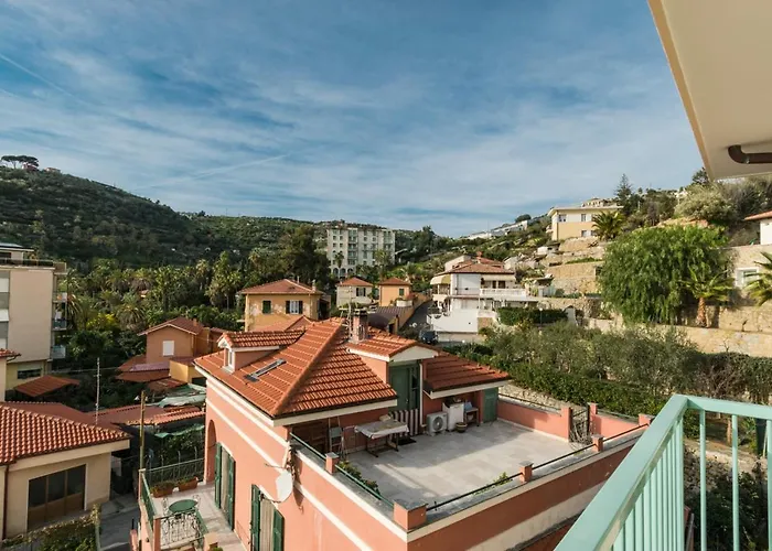 Casa Acqua Marina - 1 Min From The Sea, Wi-Fi & Air Conditioning, Sea View Balcony