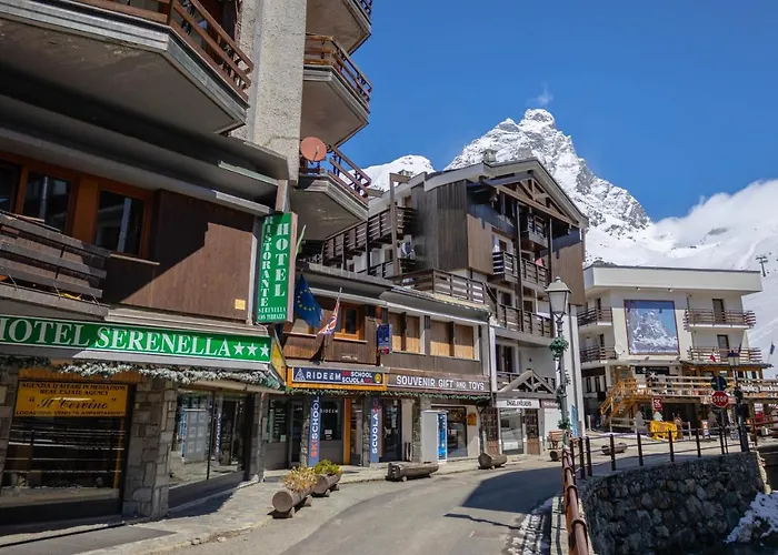 Hotel & Ristorante Serenella Breuil-Cervinia