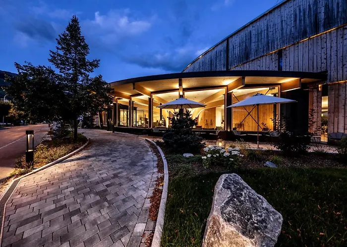 Hotel Arnica Scuol - Adults Only