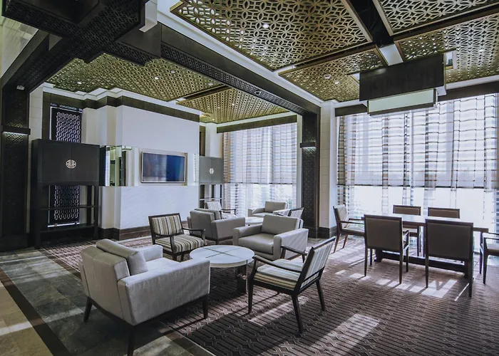 Ayla Bawadi Hotel & Mall