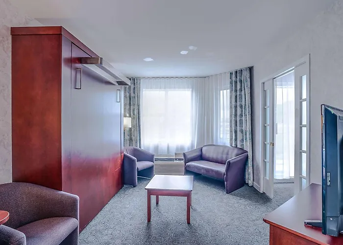 Quality Suites Sainte Anne de Beaupré