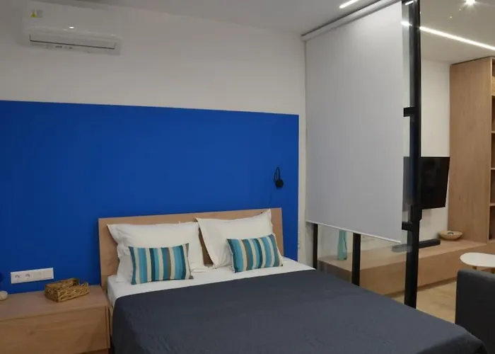 Luxurious City Apartment With Sea View - Lite Blue