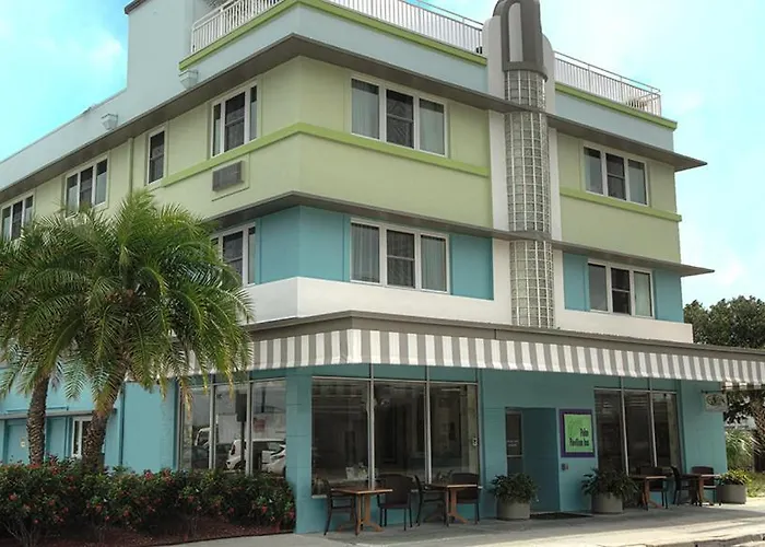 Palm Pavilion Inn