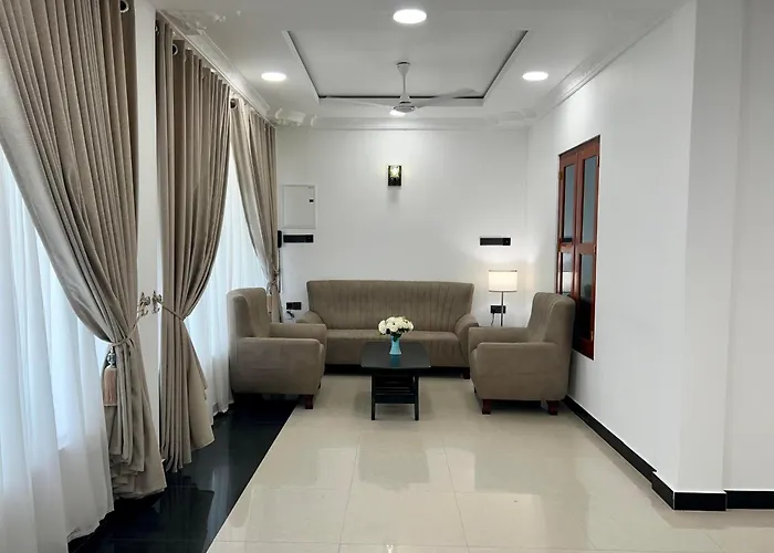 Jaffna Inn