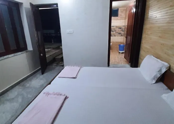 Gokul guest house