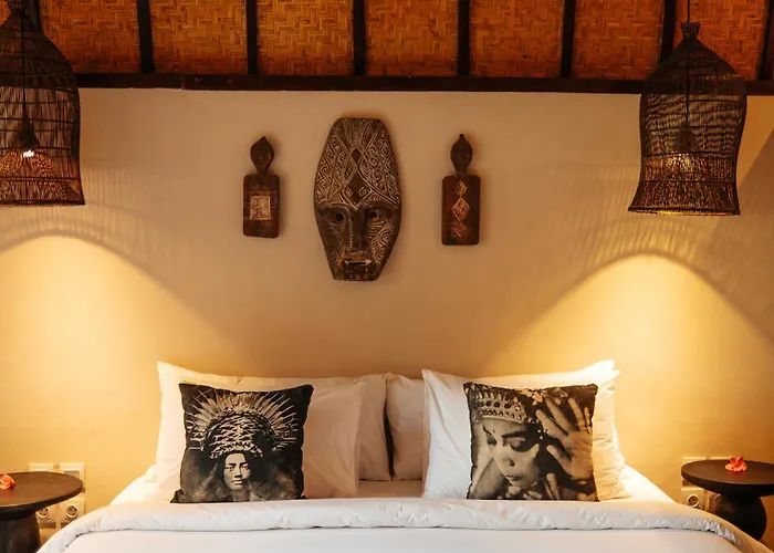 Hani Hideaway