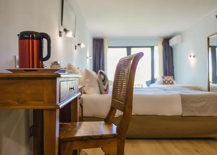 Les Geraniums Hotel