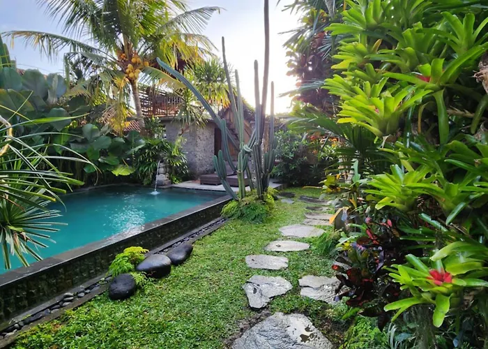 Buda Amitaba Ubud
