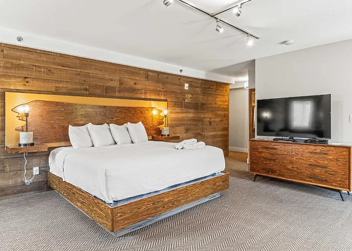 Basecamp Lodge Canmore