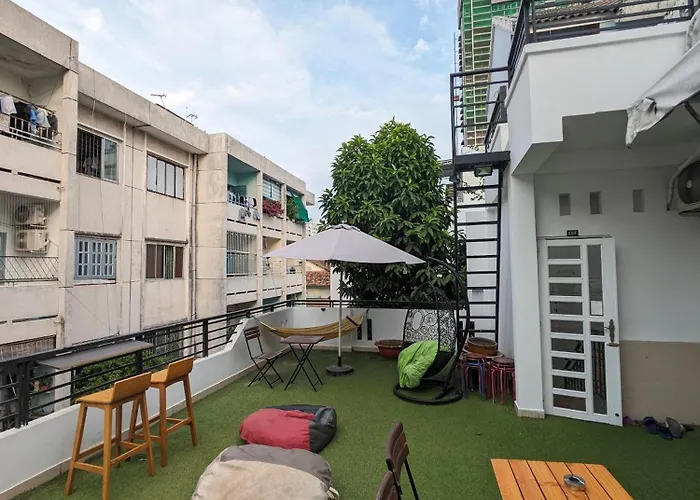 Usagiyah Hotel & Guest House