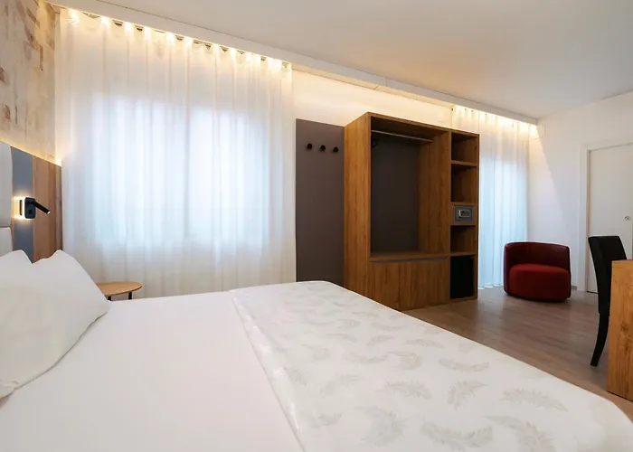 Hotel Everest