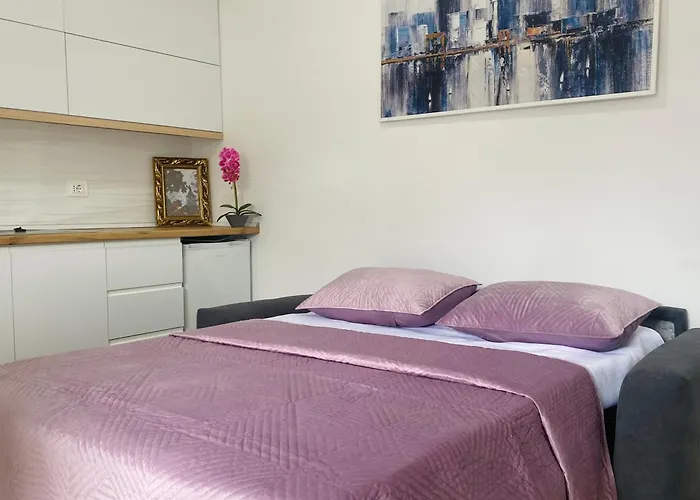 Hc Hotel & Suites
