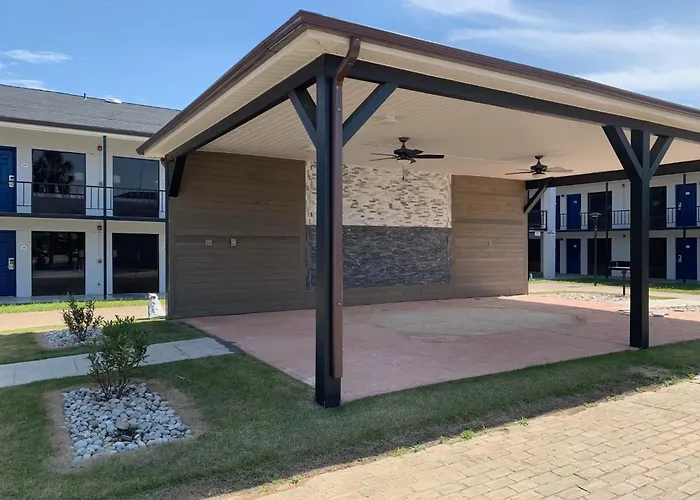 Suburban Studios