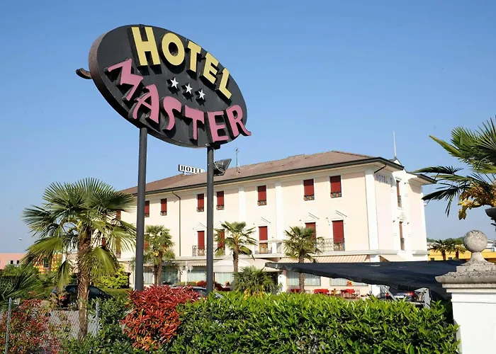 Hotel Master Albignasego