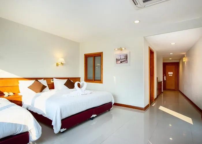Kanchanaburi City Hotel