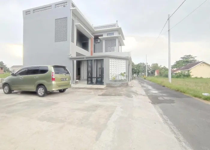 Reddoorz Near Graha Saba Buana 2