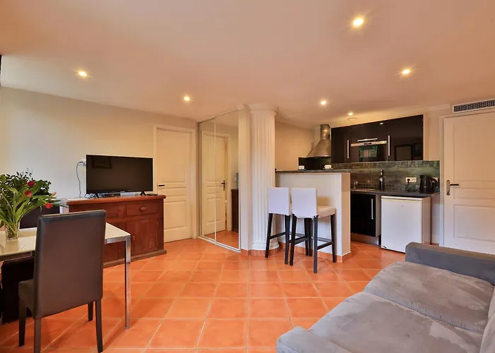 Emeraude Résidence Hotelière Juan-les-Pins