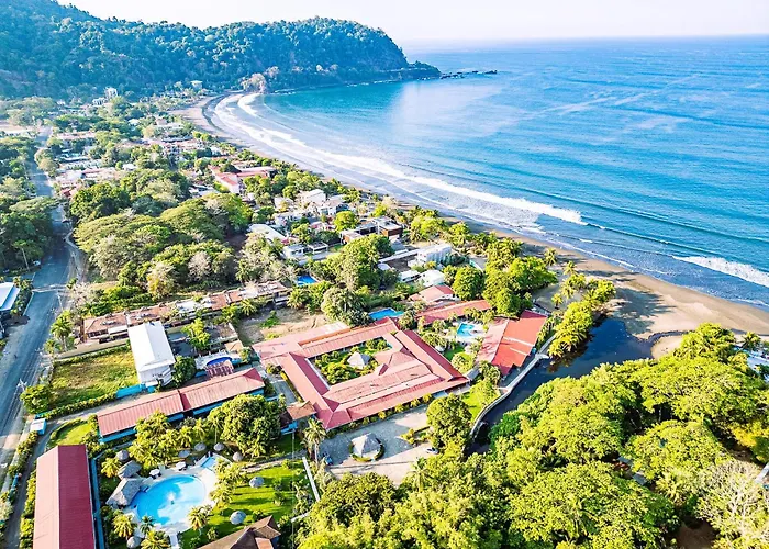 Beach Break Resort & Cr Surf Camp
