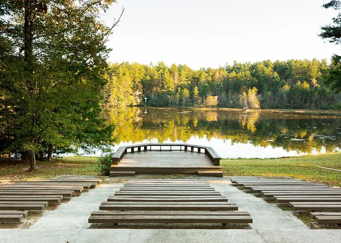 Kanuga Inn & Lodging