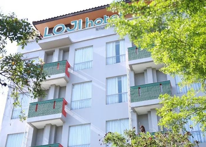 Loji Hotel