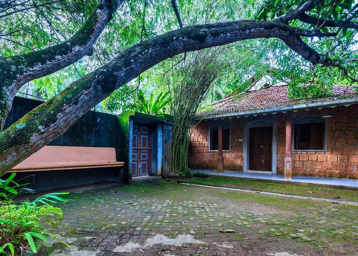 Villa 80